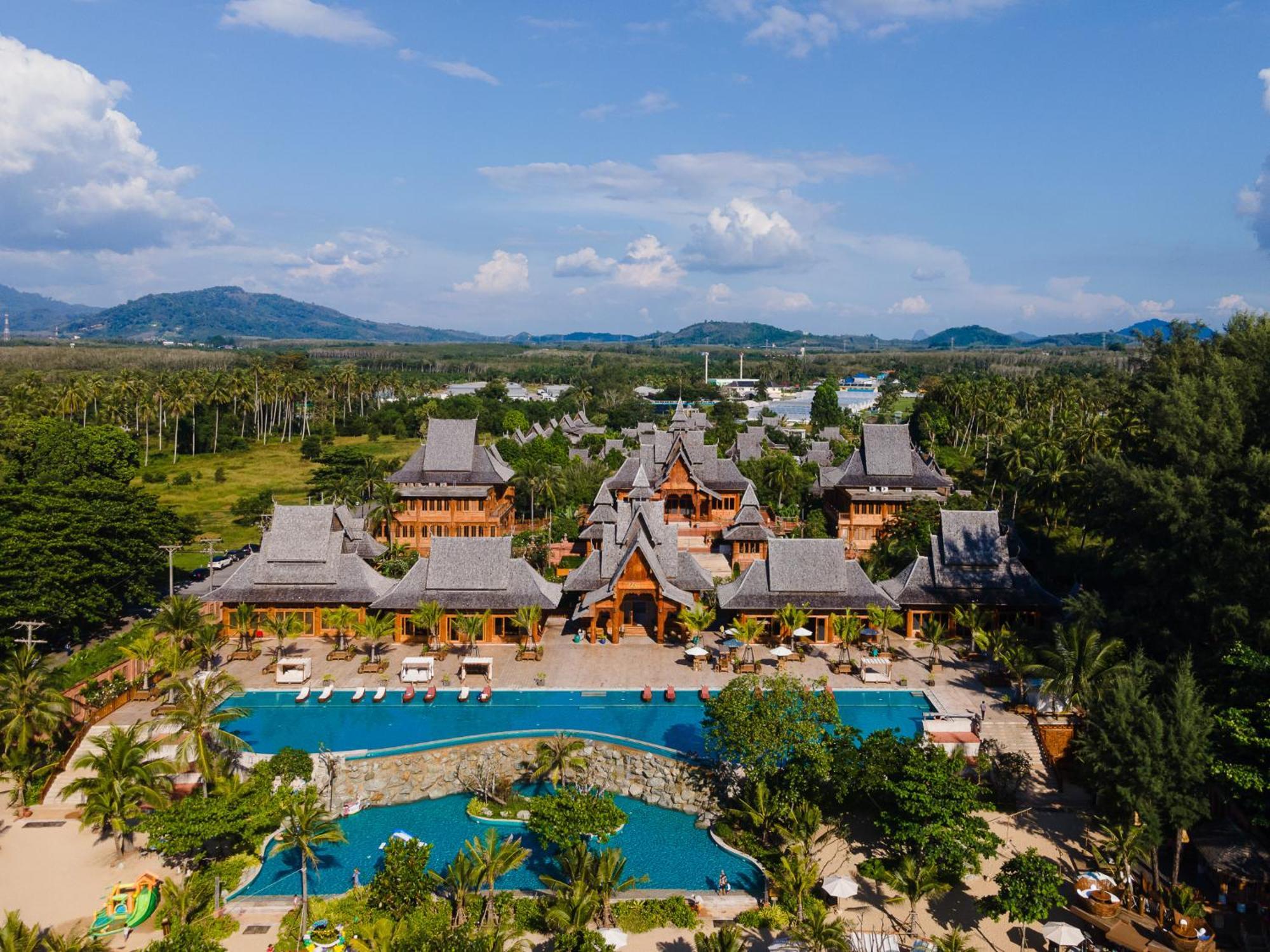 Santhiya Phuket Natai Resort & Spa Exterior foto