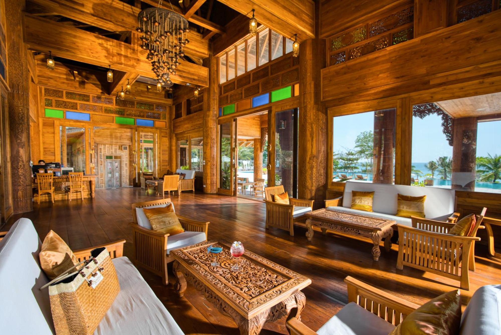 Santhiya Phuket Natai Resort & Spa Exterior foto