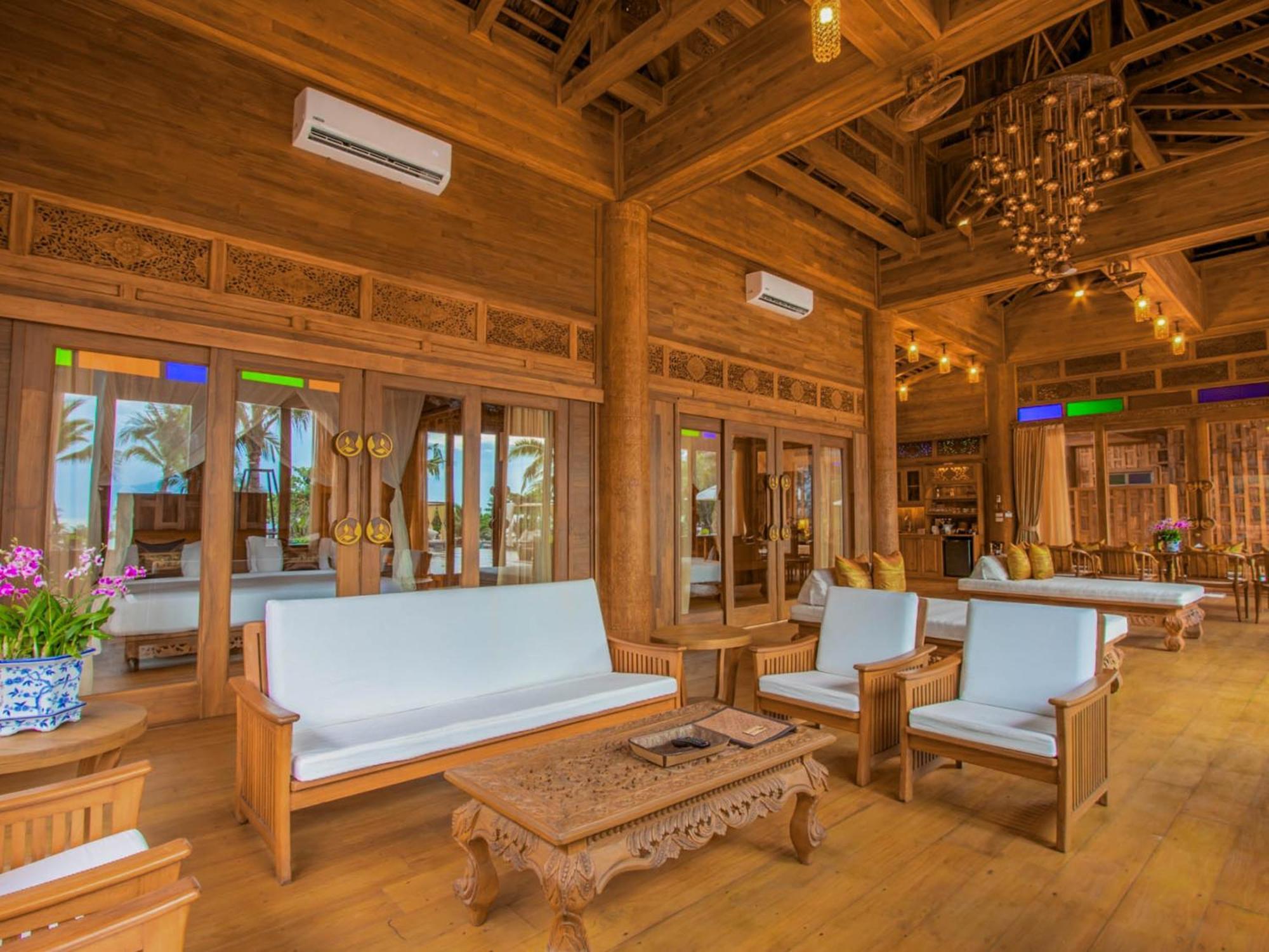 Santhiya Phuket Natai Resort & Spa Exterior foto